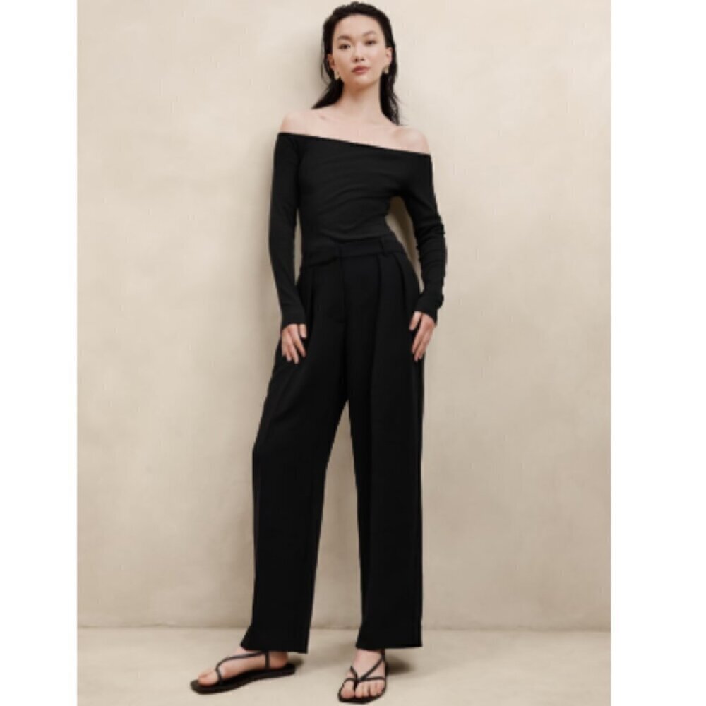 Banana Republic Relaxed Wide Leg Pleat Trouser Pants Size 6 Black #515471 RT$120